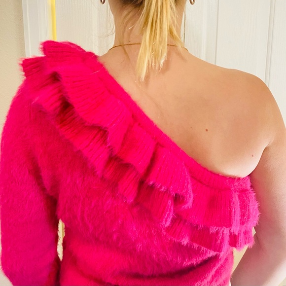 DO+BE One Shoulder Sweater - Picture 5 of 5